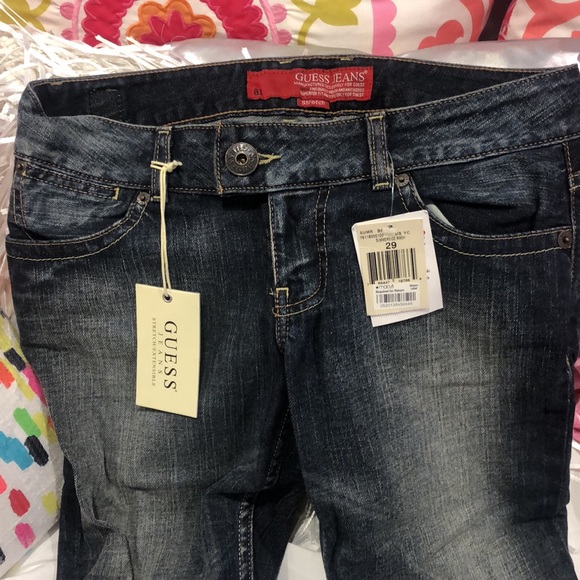 Guess Cuffed Stretch Capri Jeans, size 29 - Picture 4 of 7